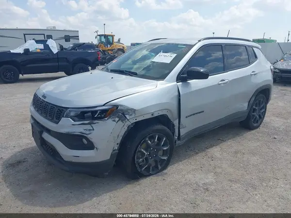 3C4NJDBN5ST517819 2025 JEEP COMPASS - Image 2