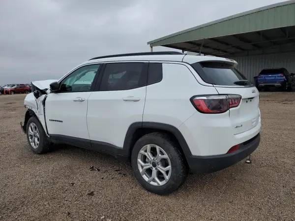 3C4NJDBN5ST524091 2025 JEEP COMPASS - Image 2