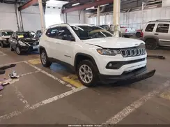 3C4NJDBN5ST533678 2025 JEEP COMPASS