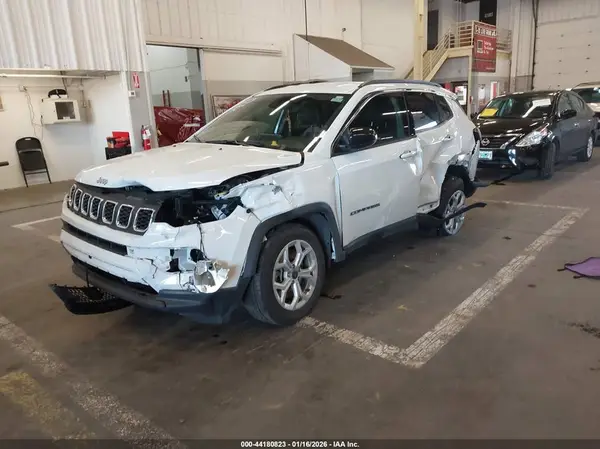 3C4NJDBN5ST533678 2025 JEEP COMPASS - Image 2