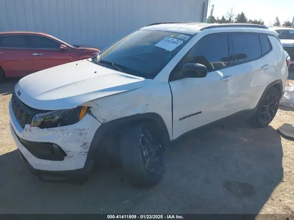 3C4NJDBN5ST535687 2025 JEEP COMPASS - Image 2