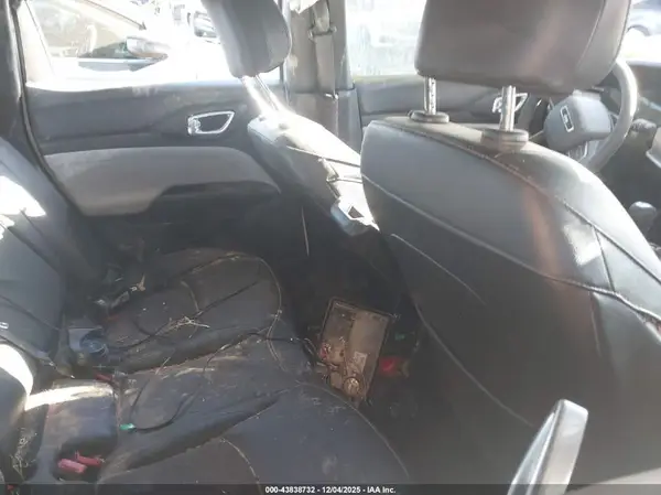 3C4NJDBN5ST536404 2025 JEEP COMPASS - Image 8