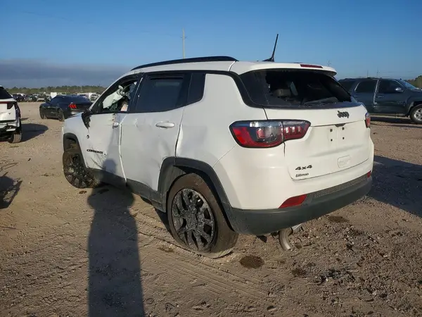 3C4NJDBN5ST540596 2025 JEEP COMPASS - Image 2