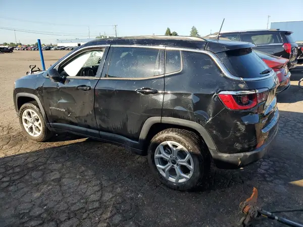 3C4NJDBN5ST548682 2025 JEEP COMPASS - Image 2