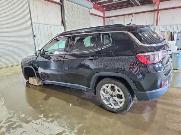 3C4NJDBN5ST548780 2025 JEEP COMPASS - Image 2