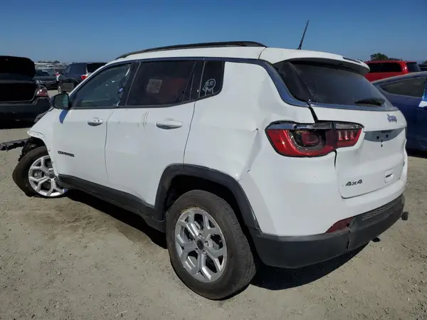 3C4NJDBN5ST553414 2025 JEEP COMPASS - Image 2