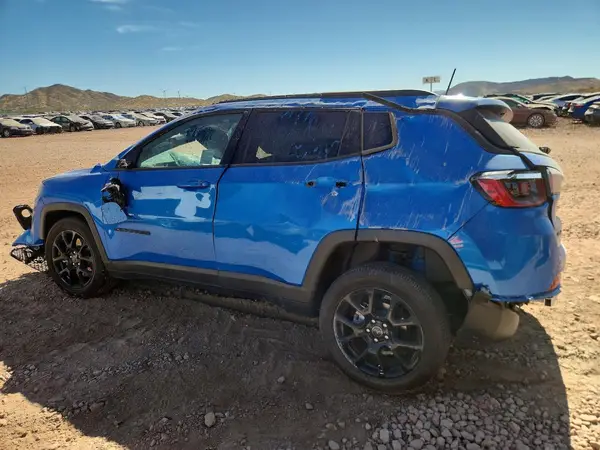 3C4NJDBN5ST558337 2025 JEEP COMPASS - Image 2