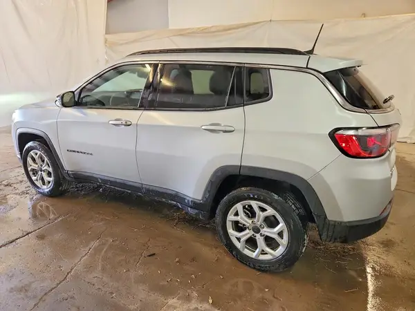 3C4NJDBN5ST568902 2025 JEEP COMPASS - Image 2