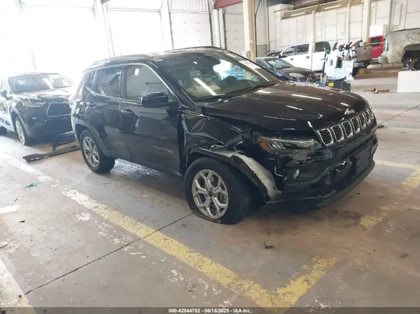 3C4NJDBN5ST570777 2025 JEEP COMPASS - Image 1