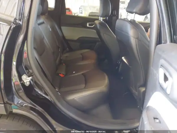 3C4NJDBN5ST570777 2025 JEEP COMPASS - Image 8