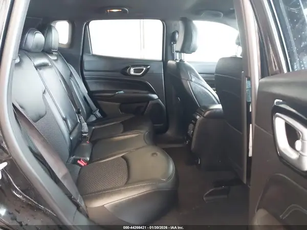 3C4NJDBN5ST585845 2025 JEEP COMPASS - Image 8