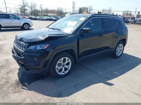 3C4NJDBN5ST592858 2025 JEEP COMPASS - Image 2