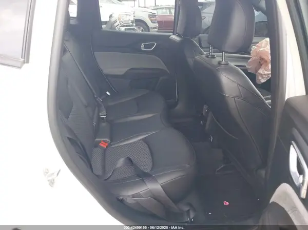 3C4NJDBN5ST597722 2025 JEEP COMPASS - Image 8