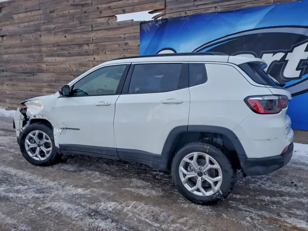 3C4NJDBN5ST603602 2025 JEEP COMPASS - Image 2