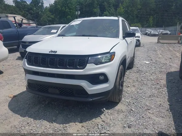 3C4NJDBN5TT193644 2026 JEEP COMPASS - Image 2