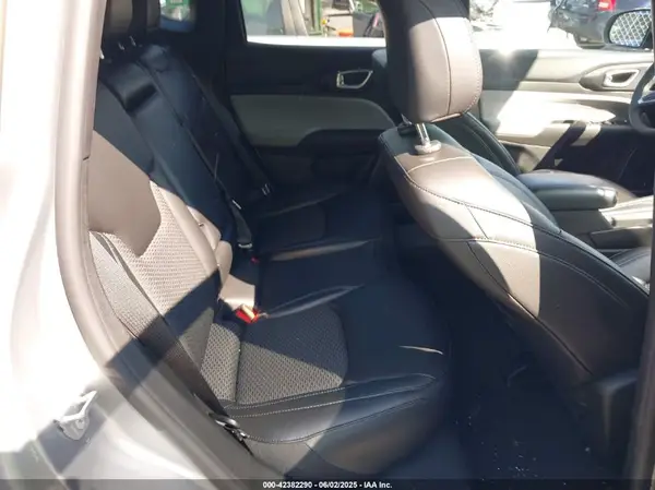 3C4NJDBN6PT503886 2023 JEEP COMPASS - Image 8