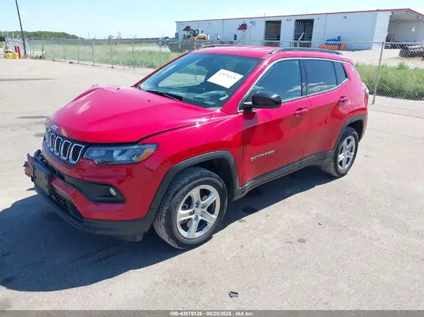 3C4NJDBN6PT536029 2023 JEEP COMPASS - Image 2