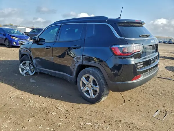 3C4NJDBN6PT536838 2023 JEEP COMPASS - Image 2
