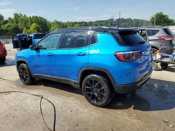 3C4NJDBN6PT544728 2023 JEEP COMPASS - Image 2