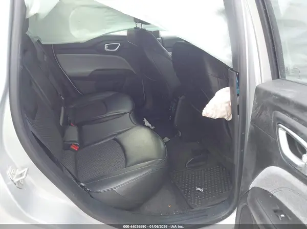 3C4NJDBN6RT107198 2024 JEEP COMPASS - Image 8