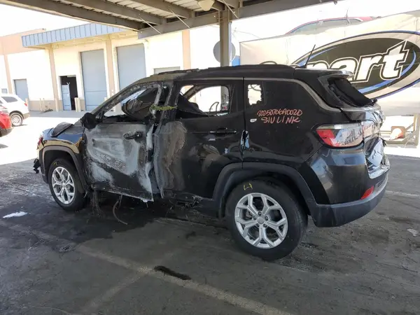 3C4NJDBN6RT116970 2024 JEEP COMPASS - Image 2
