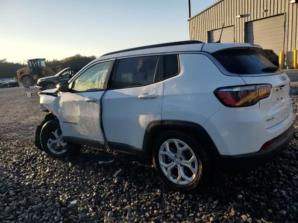 3C4NJDBN6RT132778 2024 JEEP COMPASS - Image 2