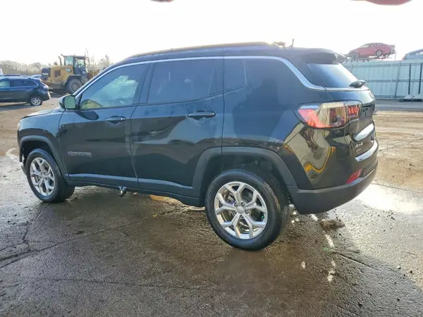 3C4NJDBN6RT152867 2024 JEEP COMPASS - Image 2