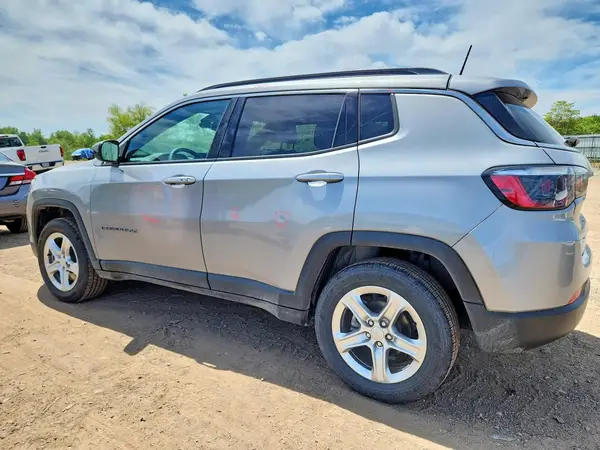 3C4NJDBN6RT576310 2024 JEEP COMPASS - Image 2