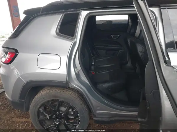 3C4NJDBN6RT588019 2024 JEEP COMPASS - Image 8