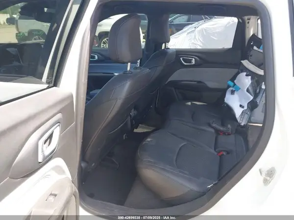 3C4NJDBN6RT593270 2024 JEEP COMPASS - Image 8
