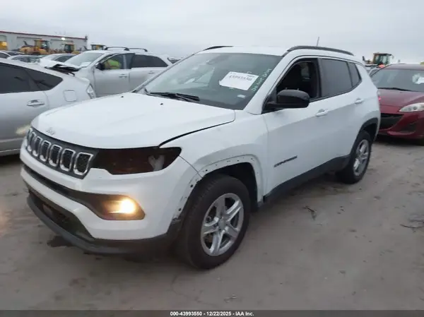 3C4NJDBN6RT606695 2024 JEEP COMPASS - Image 2