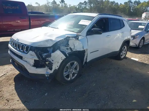 3C4NJDBN6RT606793 2024 JEEP COMPASS - Image 2