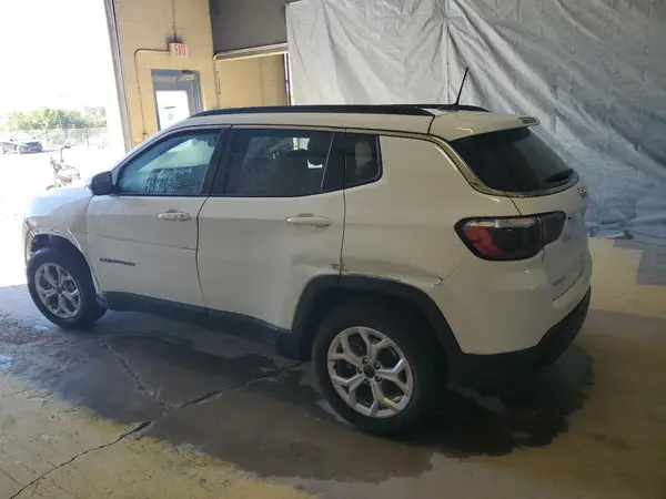 3C4NJDBN6ST522978 2025 JEEP COMPASS - Image 2