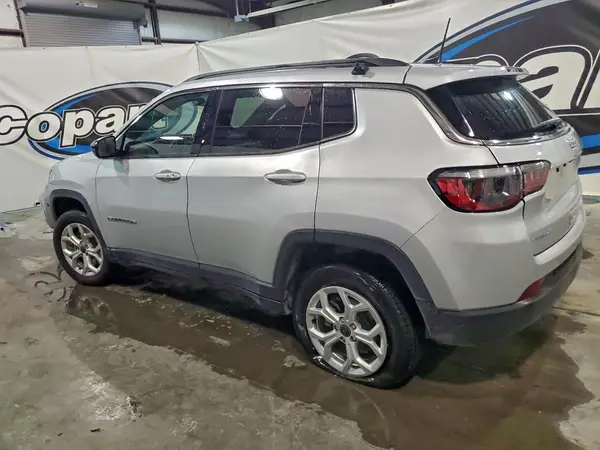 3C4NJDBN6ST524469 2025 JEEP COMPASS - Image 2