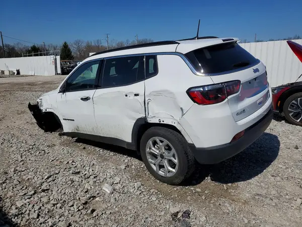 3C4NJDBN6ST524486 2025 JEEP COMPASS - Image 2