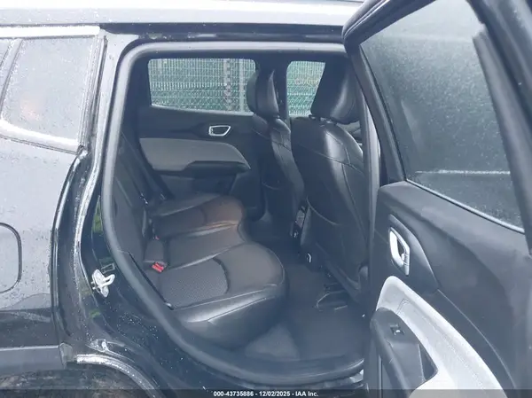 3C4NJDBN6ST527274 2025 JEEP COMPASS - Image 8