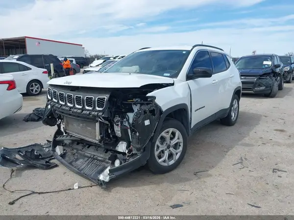 3C4NJDBN6ST568682 2025 JEEP COMPASS - Image 2