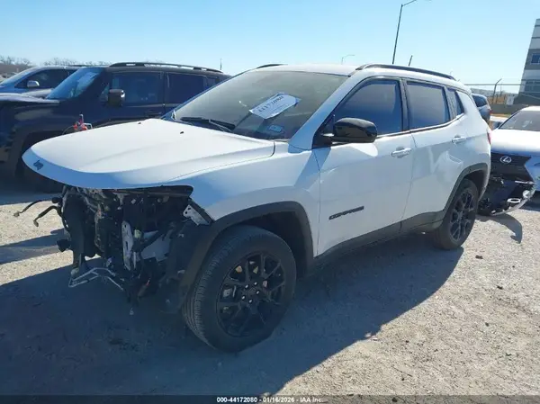 3C4NJDBN6ST570335 2025 JEEP COMPASS - Image 2