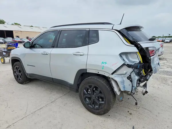 3C4NJDBN6ST585238 2025 JEEP COMPASS - Image 2