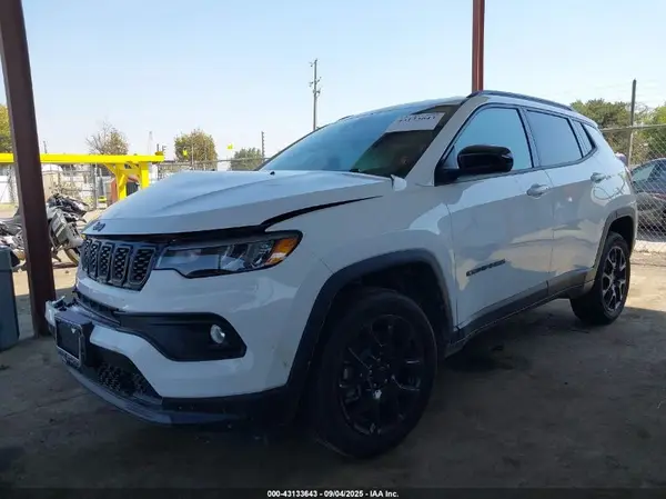 3C4NJDBN6ST610073 2025 JEEP COMPASS - Image 2