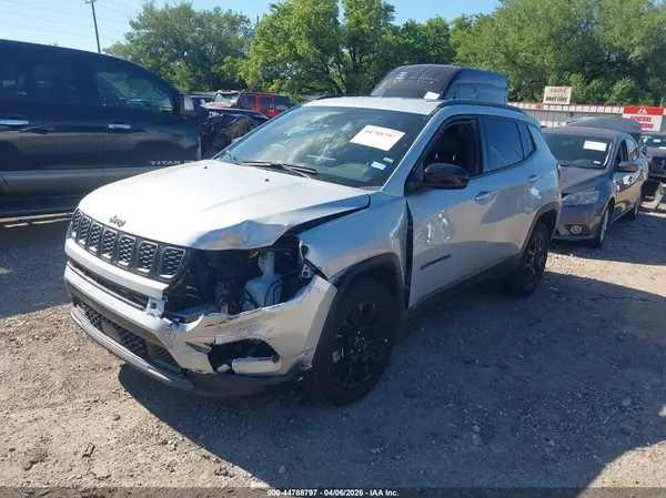 3C4NJDBN6ST623972 2025 JEEP COMPASS - Image 2