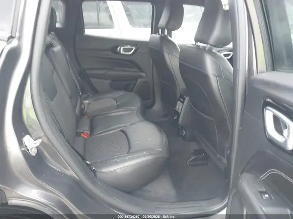3C4NJDBN7PT500978 2023 JEEP COMPASS - Image 8