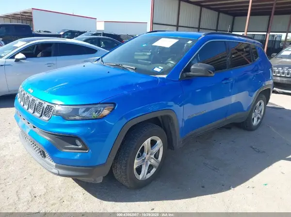 3C4NJDBN7PT505470 2023 JEEP COMPASS - Image 2