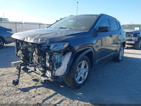 3C4NJDBN7PT513603 2023 JEEP COMPASS - Image 2