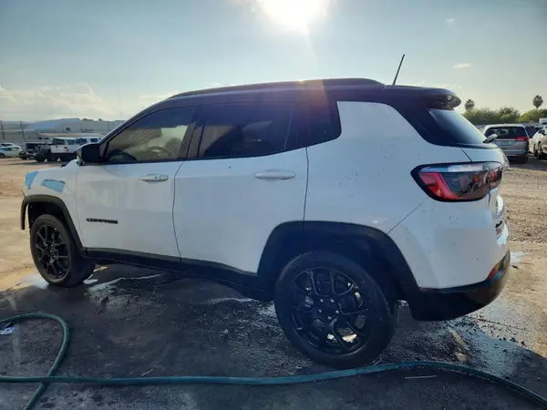 3C4NJDBN7PT513861 2023 JEEP COMPASS - Image 2