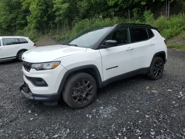 3C4NJDBN7PT526822 2023 JEEP COMPASS - Image 1
