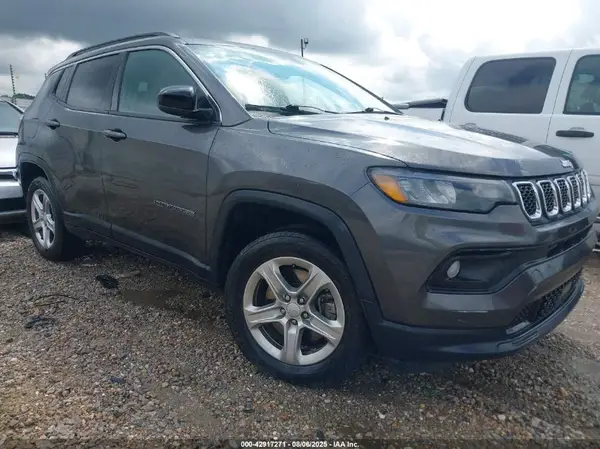 3C4NJDBN7PT529039 2023 JEEP COMPASS - Image 1