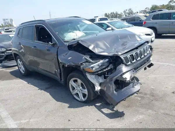 3C4NJDBN7PT533642 2023 JEEP COMPASS - Image 1