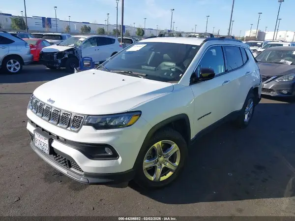 3C4NJDBN7PT553115 2023 JEEP COMPASS - Image 2
