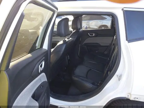 3C4NJDBN7PT553115 2023 JEEP COMPASS - Image 8